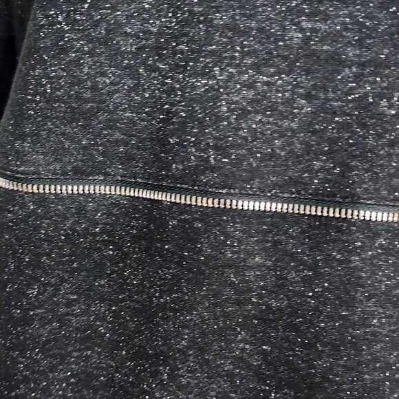 Lane Bryant Grey Black Exposed Faux Zipper LS Cotton Metallic Nylon Top Sz 18/20 - Picture 9 of 16